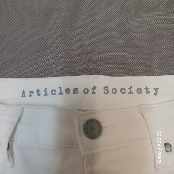 Articles Of Society Women Size 26 White Ankle Cropped Jeans Pant - Picture 2 of 16